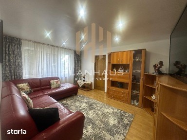 Apartament 4 camere,Vasile Alecsandri, zona Shopping Park, parter înal