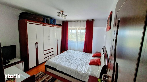 Proprietar - Apartament 3 camere DECOMANDAT, 74 mp, 2 Băi - Brasov