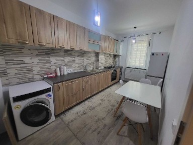 De inchiriat 2 camere spatioase Rediu