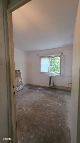 Apartament 3 camere decomandat, et 2, Zona Centrală - Directia Muncii