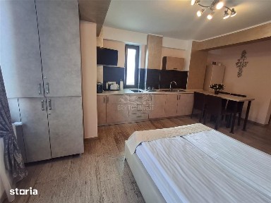 Studiou de lux cu balcon 40 mp utili in zona Centrala