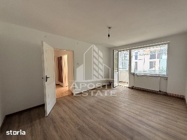 Apartament 3 camere de vanzare, zona Tipografilor, Timisoara
