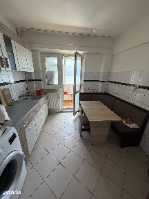 De închiriat apartament 3 camere cartier Obor