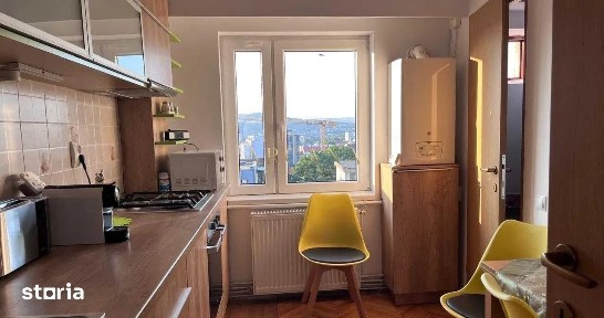 Apartament 3 camere cu parcare Piata Cipariu