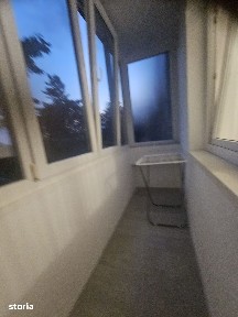 Apartament cu 2 camere de inchiriat, complet mobilat si utilat, etaj 2