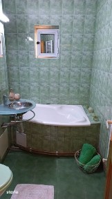Inchiriez apartament 3 camere