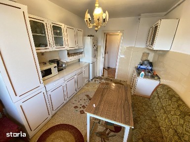 Apartament cu 3 camere în cartierul Tudor