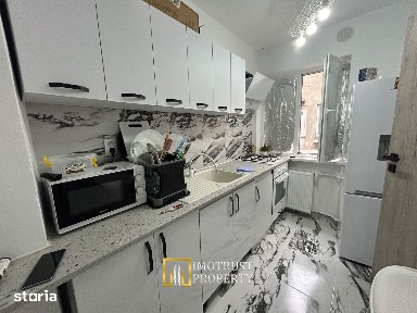 De inchiriat apartament 3 camere/ Piața Mică, ultracentral Arad