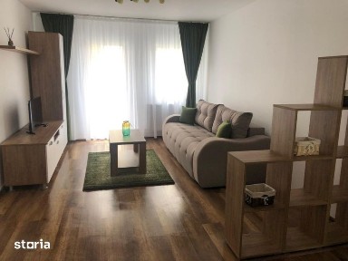 Inchiriez apartament
