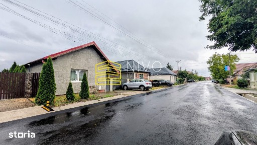 Casă singur în curte - Sântana de Mureș - Str. Principală