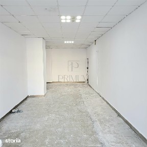 Spatiu comercial renovat cu vitrina - Semicentral