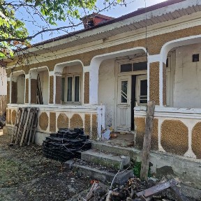 Teren intravilan 1500 mp cu casă bătrânească, Goleștii de Sus, Cotești, Vrancea