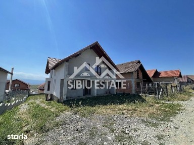 Casa Individuala in Sura Mare 5 camere