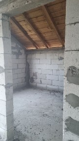 Casa cu etaj teren 500 mp75.000 euro