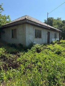 Casa de vânzare cu teren 1300 m2