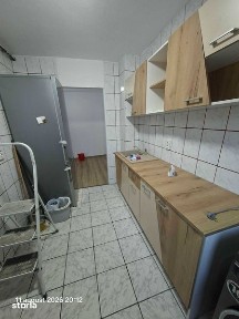 Vand apartament Petrosani Piata Victoriei