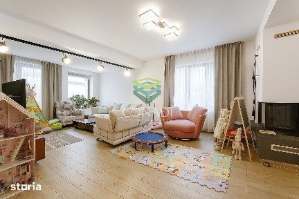 Zona Iancu Nicolae, vila de vanzare, 615 mp construiti, si piscina