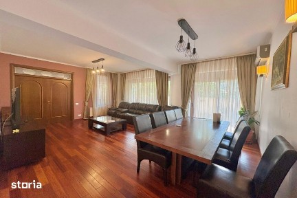 Bazilescu, Apartament 3 camere 104 mp, cu parcare si curte proprie.