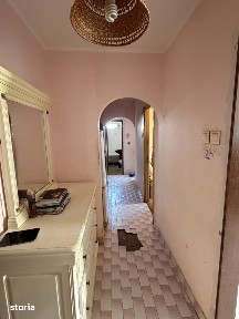Oportunitate - Apartament 3 camere de renovat - zona Frigocom