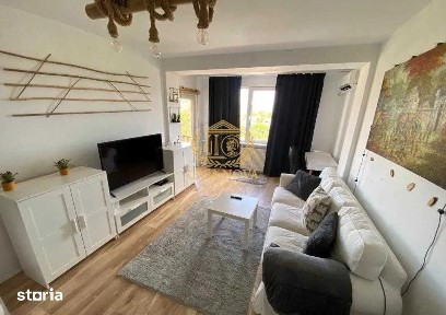 Apartament o camera, etaj intermediar, finisat modern