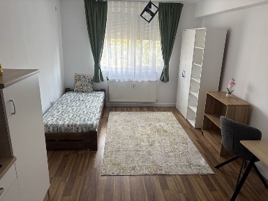 Garsoniera de închiriat zona Nufărul