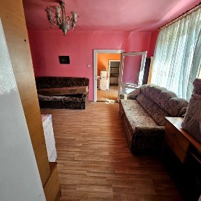 Casa singur in curte de vanzare in cartier Lazaret