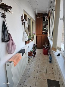 Vand apartament 3 camere zona foarte buna