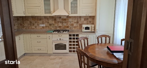 Casa in Prund-Schei,S+P+pod, SU 61 mp,beci 31,2 mp, teren 15 mp,libera