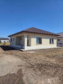 Casa Parter, teren 500mp, Brasov, Izvor.