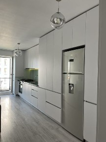 0723407437 Proprietar inchiriez apart cu 3 camere cu parcare subterana