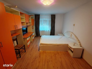 Apartament, 60 m²