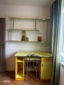 Vand apartament 2 camere Piata Sarbilor