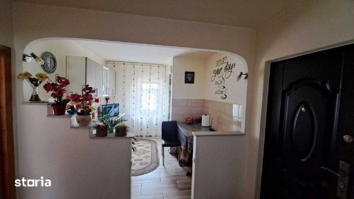 Vand apartament 3 camere Crihala