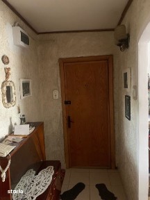 Vand apartament 4 camere