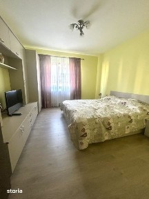 Apartament de 2 camere, parcare, etaj 1, zona Subcetate