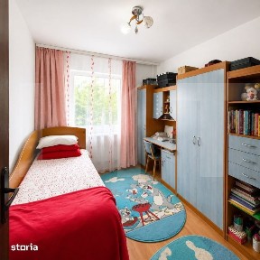 Apartament de 3 camere, 49 mp, zona Primaverii