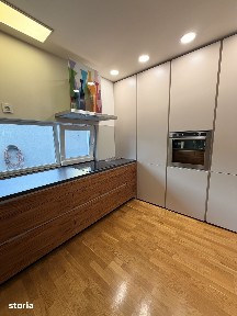Duplex 2 dormitoare! Str Eroilor ! 2 Parcări !