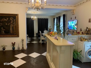 vand casa px1 dina caramid zona centrala