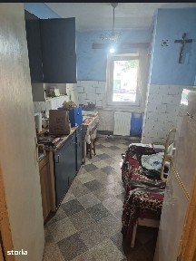 De vanzare apartament cu 4 camere,2 bai si 2 balcoane,etajul 1, 52000€