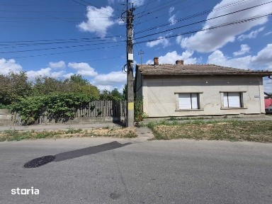 Vand casa in carei str. Gheorghe Lazar