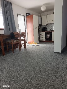 CASA CU ETAJ IN ORAS