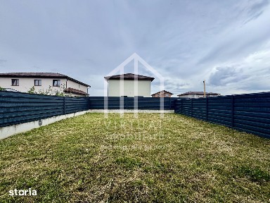 Casa cu 6 camere, 165mp utili + terasa 27mp, 345mp teren - Sura Mica