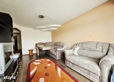3 camere cu 2 bai, 78 mp, zona Pacurari - Moara de Foc