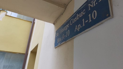 Ap o camera 40mp la cheie Calea Romanului etaj 2 renovat total