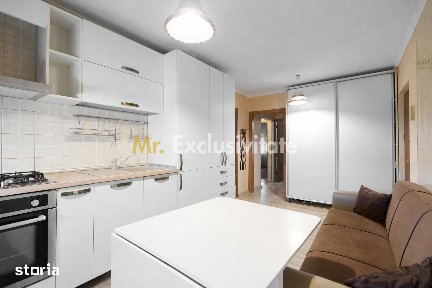Apartament cu 3 camere, 2 băi și balcon închis | Exercițiu