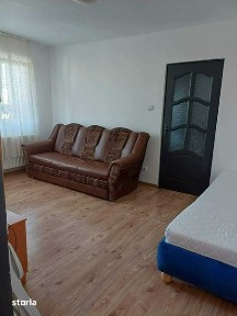 Închiriez apartament