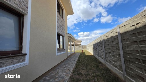 Casa individuala cu 202 mp util | 5 camere 3 bai | Dumbravita