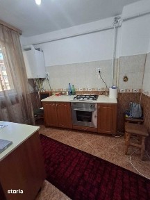 Inchiriez 2 camere vis-a-vis de magazin Bucovina-Altex