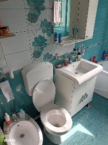 OFERIM SPRE VÂNZARE - APARTAMENT 3 CAMERE Preț: 65.000 euro