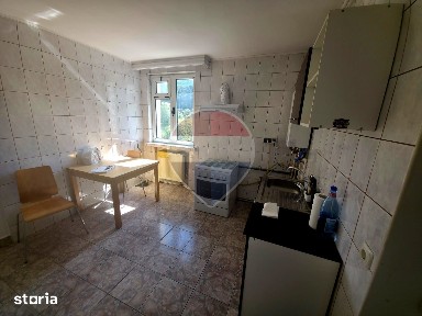 Apartament 2 camere de închiriat | Central Piatra-Neamț
